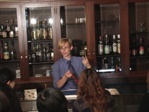 Performing at Momentos 20th Anniversary Performing at Momentos 20th Anniversary May 25, 2009